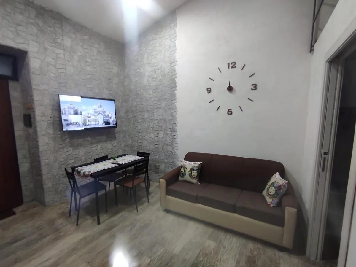 Tapia'S Rooms One Aeroporto di Catania Fontana Rossa Appartamento